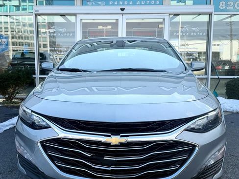 Used 2023 Chevrolet Malibu LT image 2