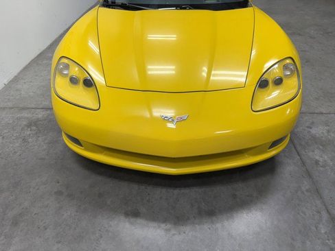 Used 2007 Chevrolet Corvette Coupe w/ Preferred Equipment Group RWD image 30