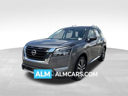 Used 2023 Nissan Pathfinder Platinum