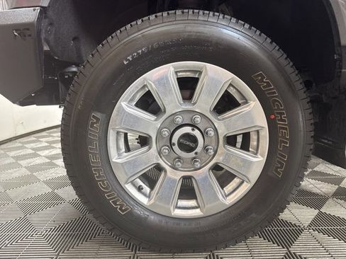 Certified 2022 Ford F250 Platinum image 10