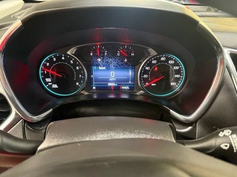 Used 2023 Chevrolet Equinox LT AWD/4WD image 6