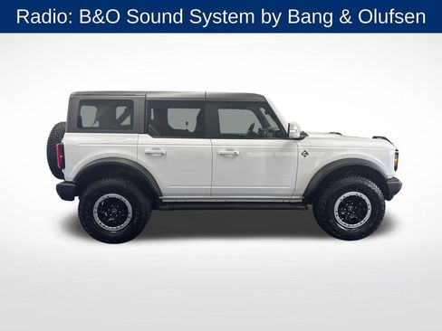 Used 2022 Ford Bronco Outer Banks w/ Sasquatch Package AWD/4WD image 7