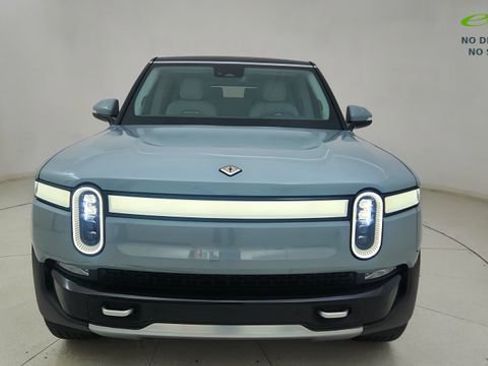 Used 2024 Rivian R1S Adventure AWD/4WD image 2