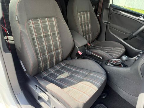 Used 2013 Volkswagen GTI Wolfsburg Edition FWD image 38