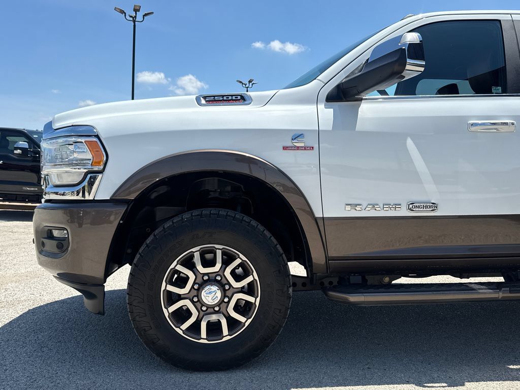 Used 2022 RAM 2500 Limited w/ Snow Chief Group AWD/4WD image 5