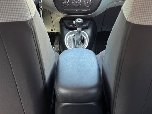 Used 2016 Kia Soul w/ Convenience Package FWD image 26