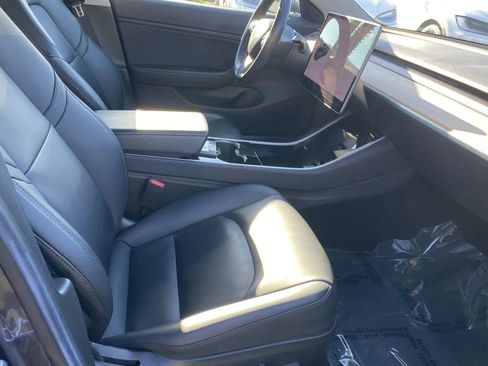 Used 2014 Tesla Model S P85 image 19