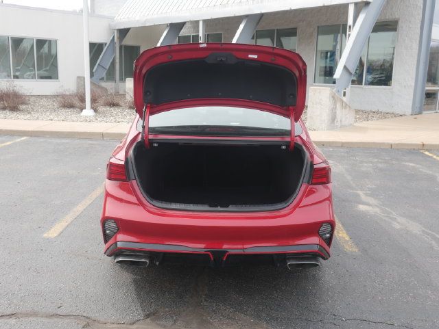 Used 2024 Kia Forte GT FWD image 17