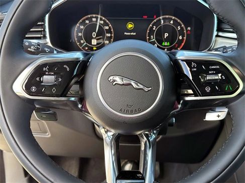 New 2025 Jaguar F-PACE R-Dynamic S image 25