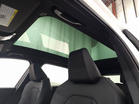 Used 2026 BMW X3 xDrive30 w/ M Sport Package image 12