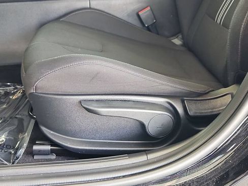 Used 2024 Hyundai Elantra SEL w/ Convenience Package FWD image 23