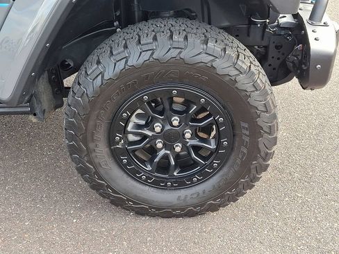 Used 2023 Jeep Wrangler Unlimited Rubicon 4xe AWD/4WD image 10