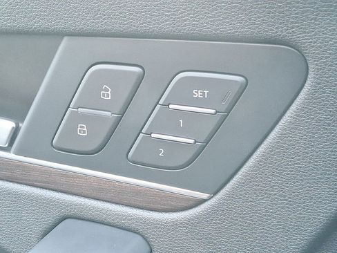 Used 2021 Audi Q5 2.0T Premium image 22