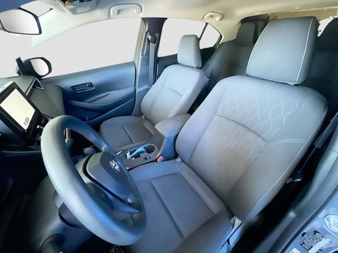 Used 2023 Toyota Corolla LE FWD image 19