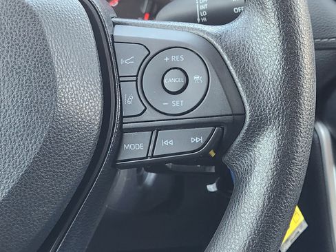 Used 2021 Toyota RAV4 LE w/ Carpet Mat Package (TMS) image 29