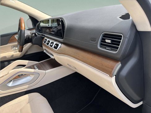 Certified 2023 Mercedes-Benz GLS 580 4MATIC image 26