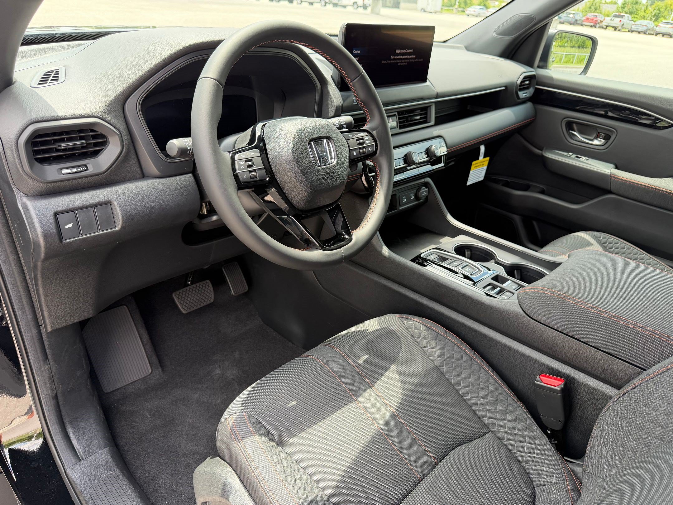 New 2026 Honda Pilot Sport image 4