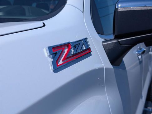 New 2026 Chevrolet Silverado 1500 LTZ w/ LTZ Premium Package AWD/4WD image 35