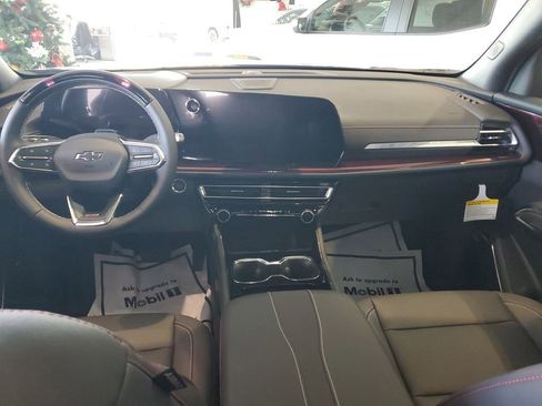 New 2026 Chevrolet Traverse Z71 w/ Enhanced Driving Package image 11