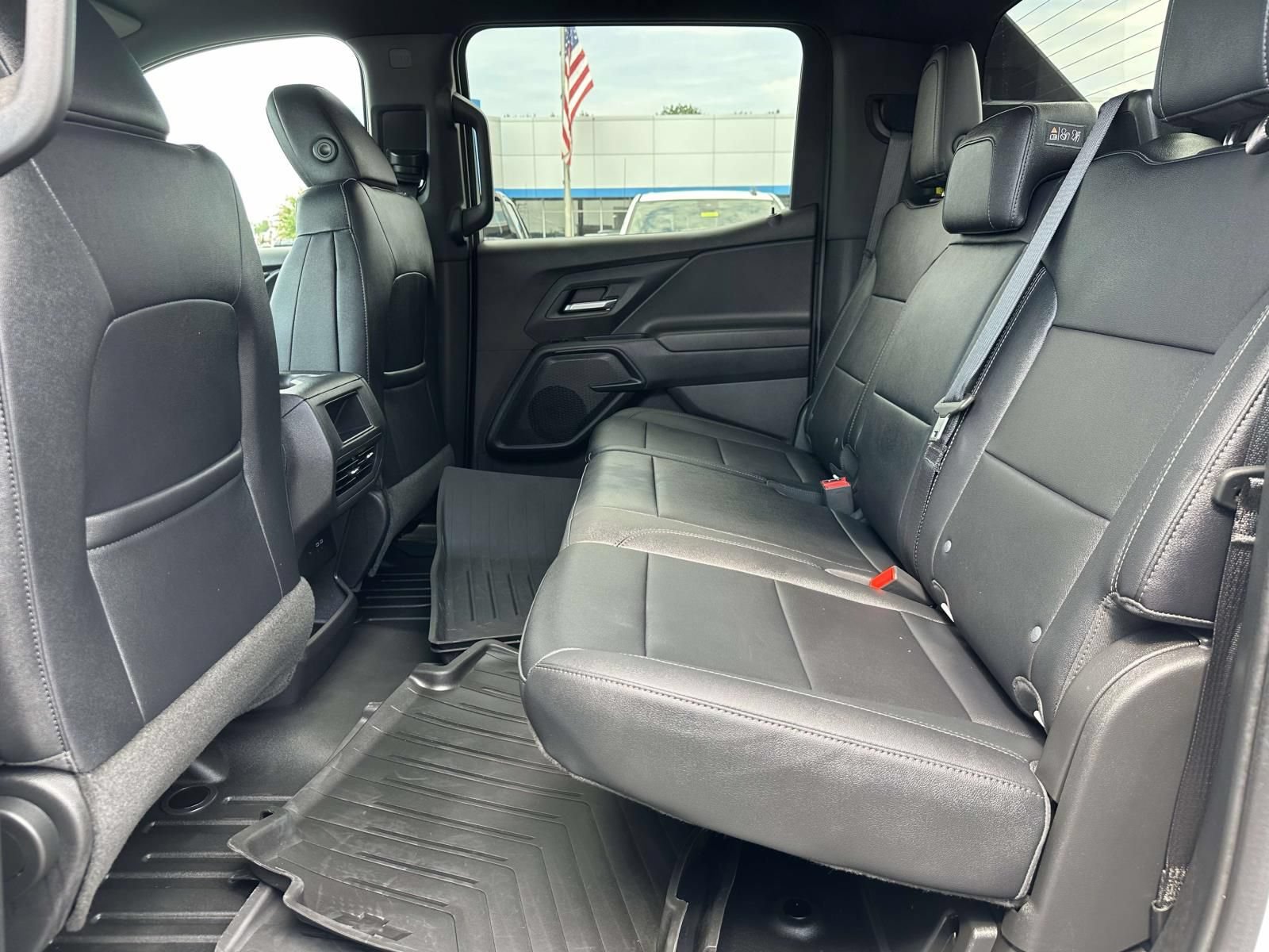 Used 2025 Chevrolet Silverado EV W/T AWD/4WD image 24