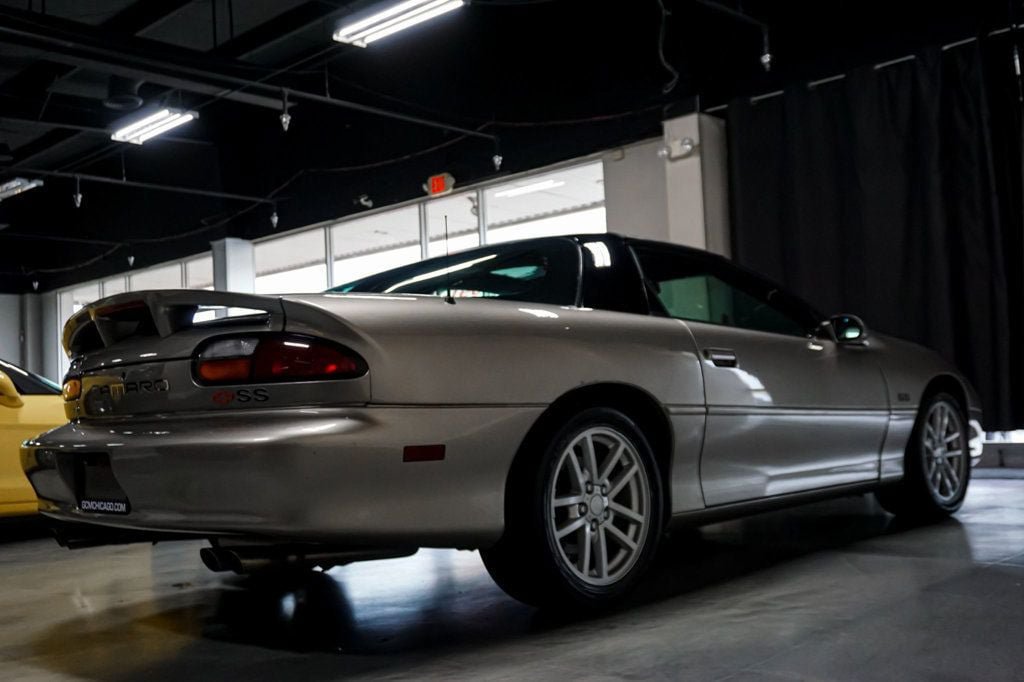 Used 2002 Chevrolet Camaro Z28 w/ SS Performance/Appearance Pkg RWD image 6