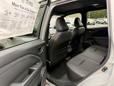 New 2025 Subaru Forester Limited image 17