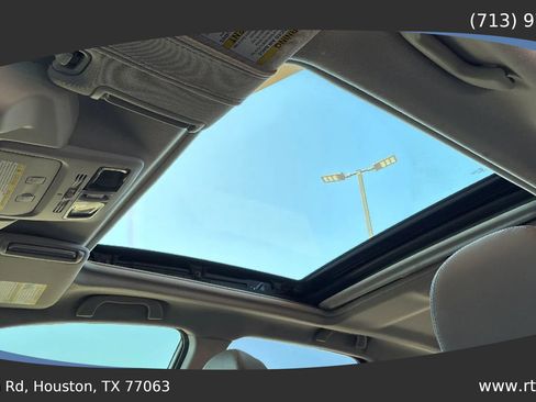 Used 2014 Subaru Forester 2.5i Touring image 22