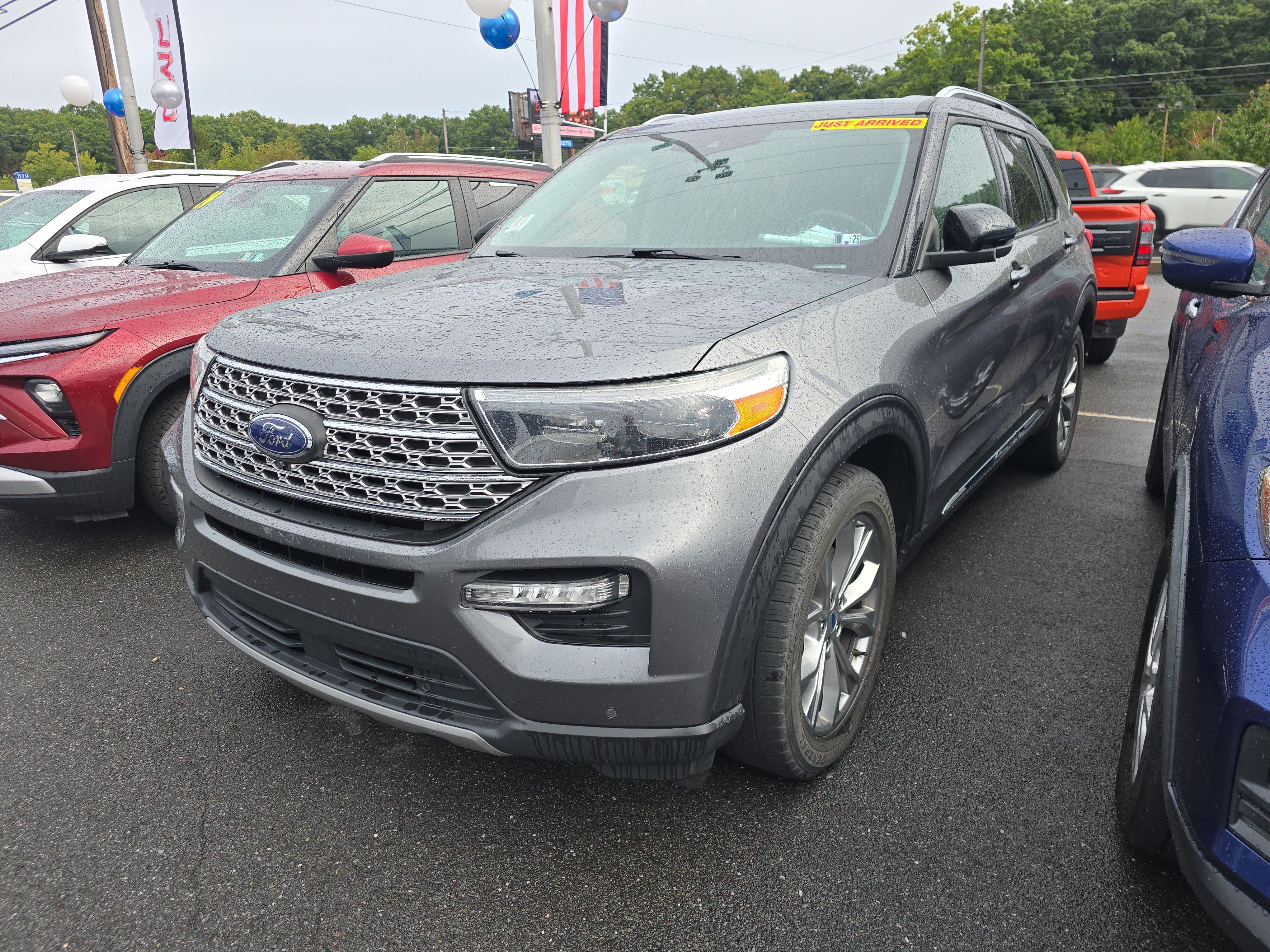 Used 2021 Ford Explorer Limited w/ Equipment Group 301A AWD/4WD image 6
