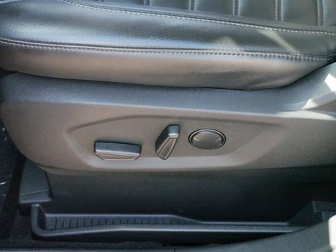 Used 2024 Ford Edge SEL image 20