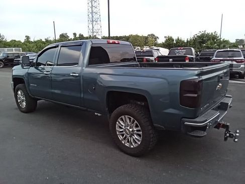 Used 2015 Chevrolet Silverado 2500 LT AWD/4WD image 4