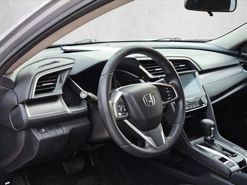 Used 2016 Honda Civic EX image 8