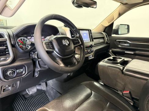 Used 2019 RAM 1500 Laramie AWD/4WD image 11