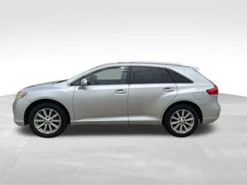 Used 2011 Toyota Venza FWD image 5