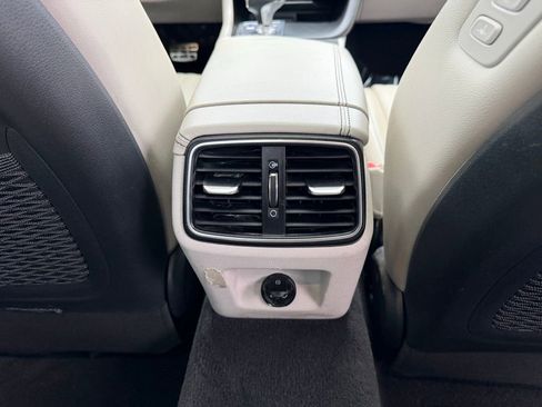 Used 2020 Genesis G70 3.3T w/ Elite Package image 32