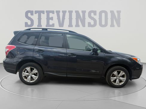 Used 2016 Subaru Forester 2.5i Limited AWD/4WD image 6