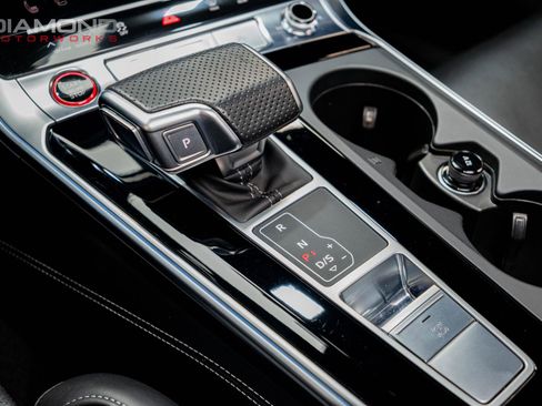 Used 2024 Audi RS 6 performance image 85