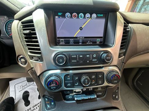 Used 2019 Chevrolet Tahoe Premier AWD/4WD image 15