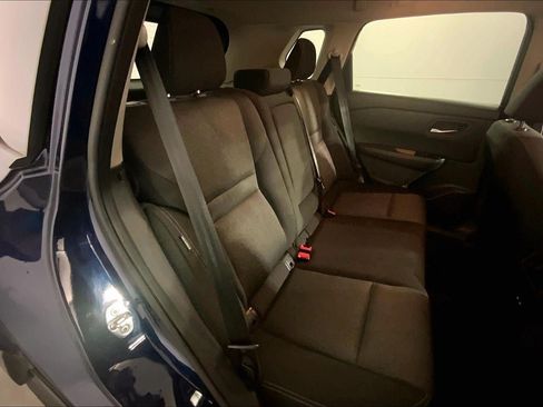 Used 2025 Nissan Rogue SV FWD image 23