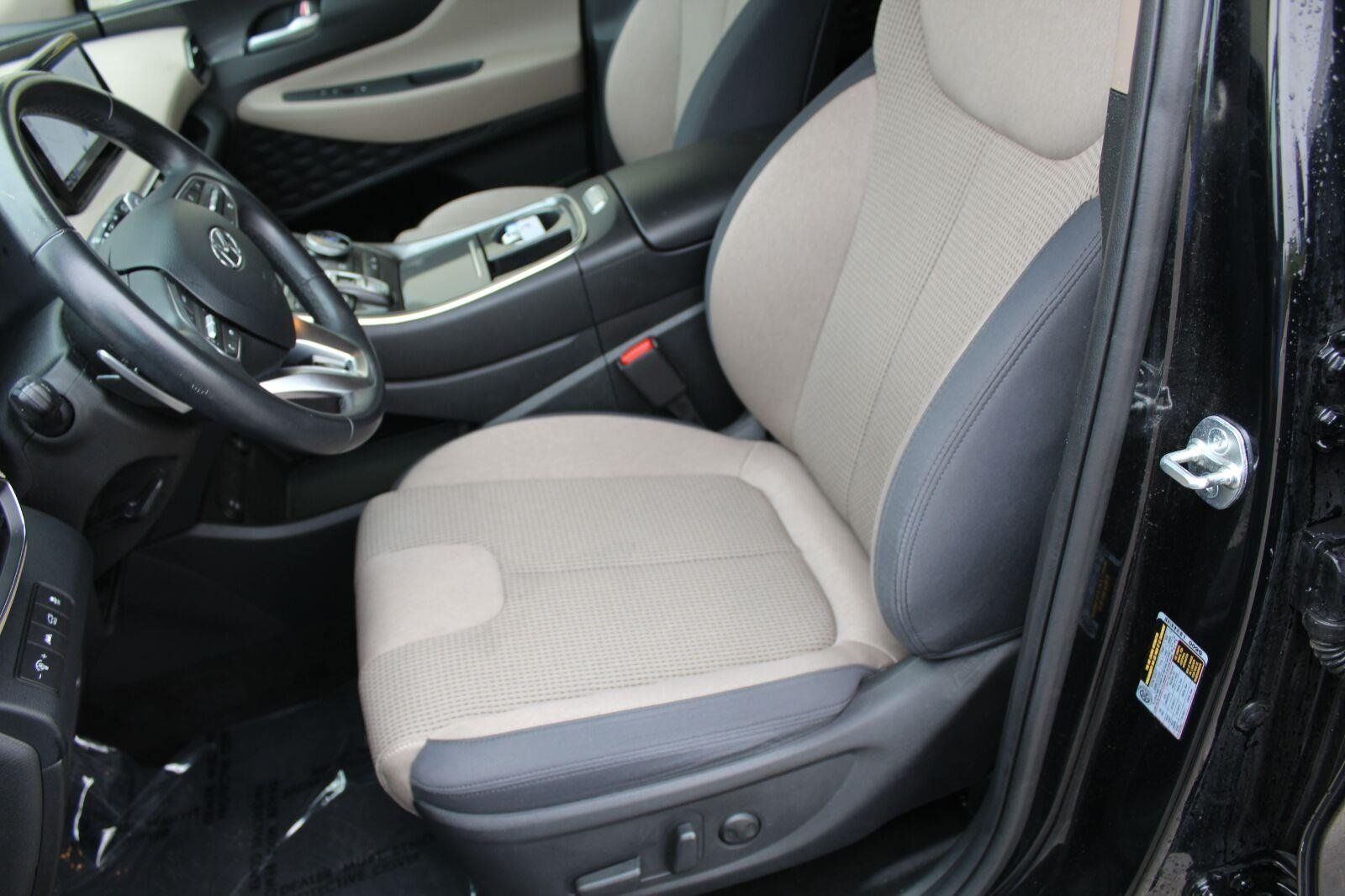 Used 2023 Hyundai Santa Fe SEL w/ Cargo Package AWD/4WD image 10