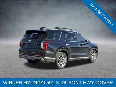 Used 2024 Hyundai Palisade Limited image 3