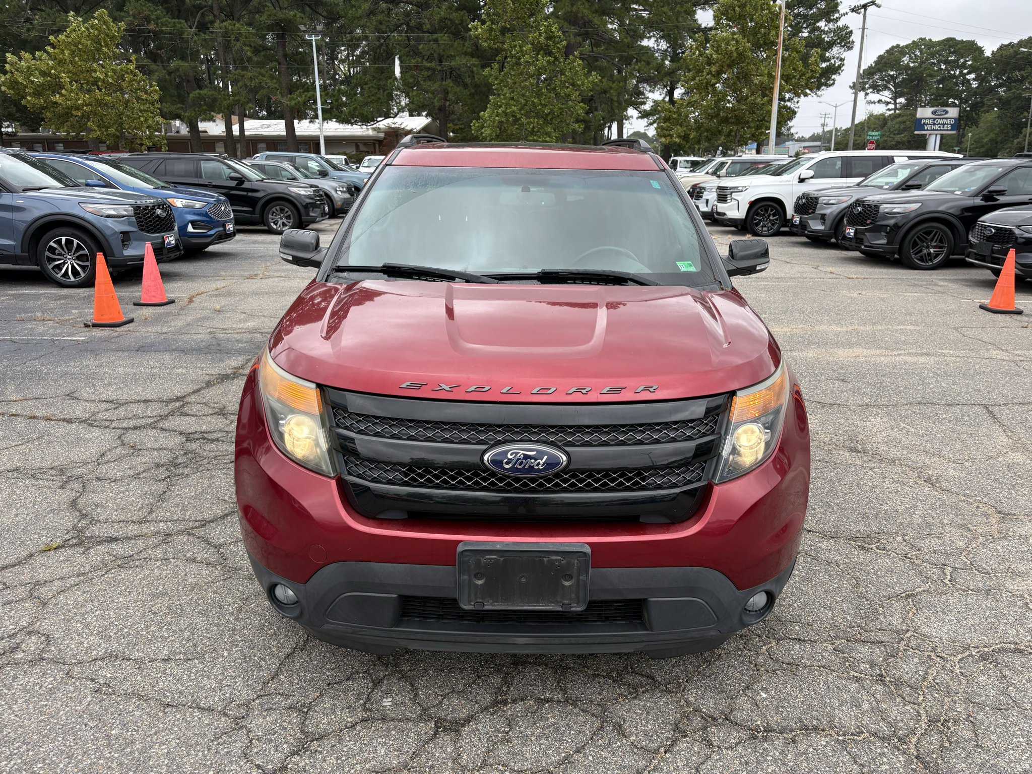 Used 2014 Ford Explorer Sport w/ Equipment Group 401A AWD/4WD image 2