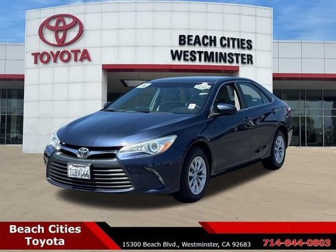 Used 2016 Toyota Camry LE FWD image 6