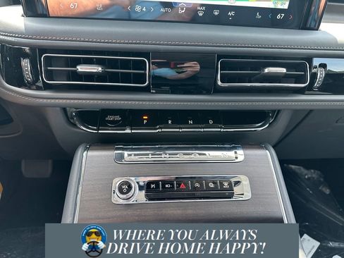 New 2026 Lincoln Aviator Reserve image 11