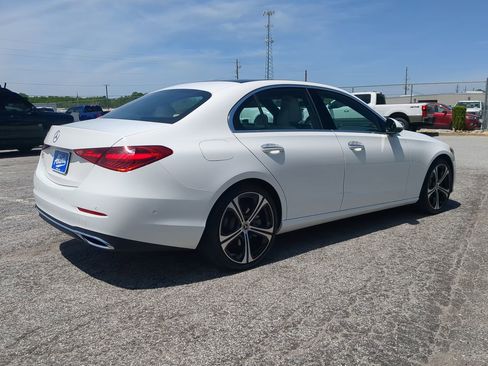 Used 2023 Mercedes-Benz C 300 Sedan image 3