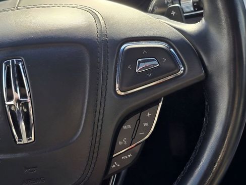 Used 2017 Lincoln MKZ Select w/ Climate Package image 12