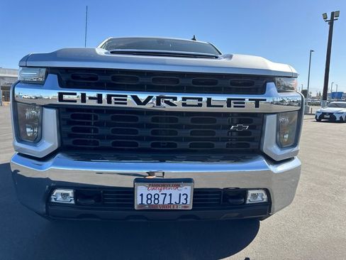 Used 2022 Chevrolet Silverado 2500 LT w/ Convenience Package AWD/4WD image 6