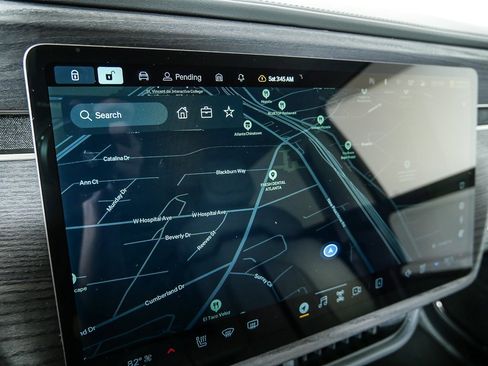 Used 2024 Rivian R1S Adventure image 13