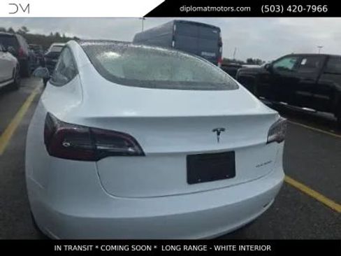 Used 2022 Tesla Model 3 Long Range AWD/4WD image 5