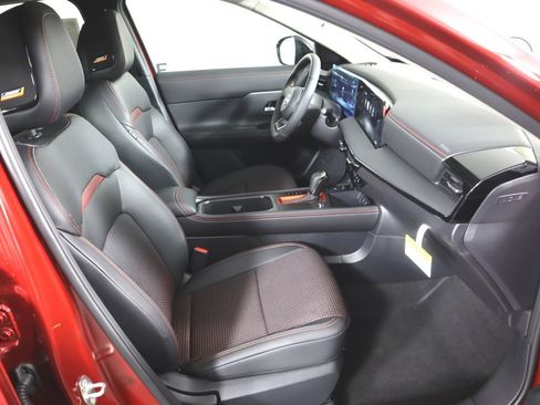 New 2026 Nissan Kicks SR w/ SR Premium Package image 26