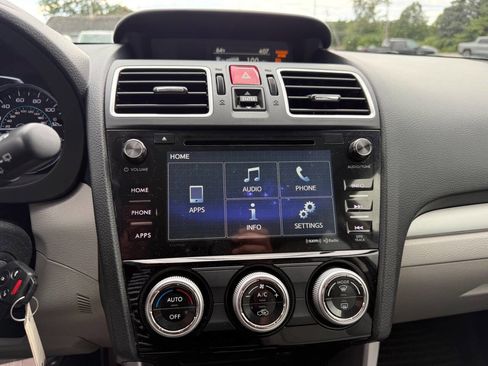 Used 2018 Subaru Forester 2.5i Premium image 24